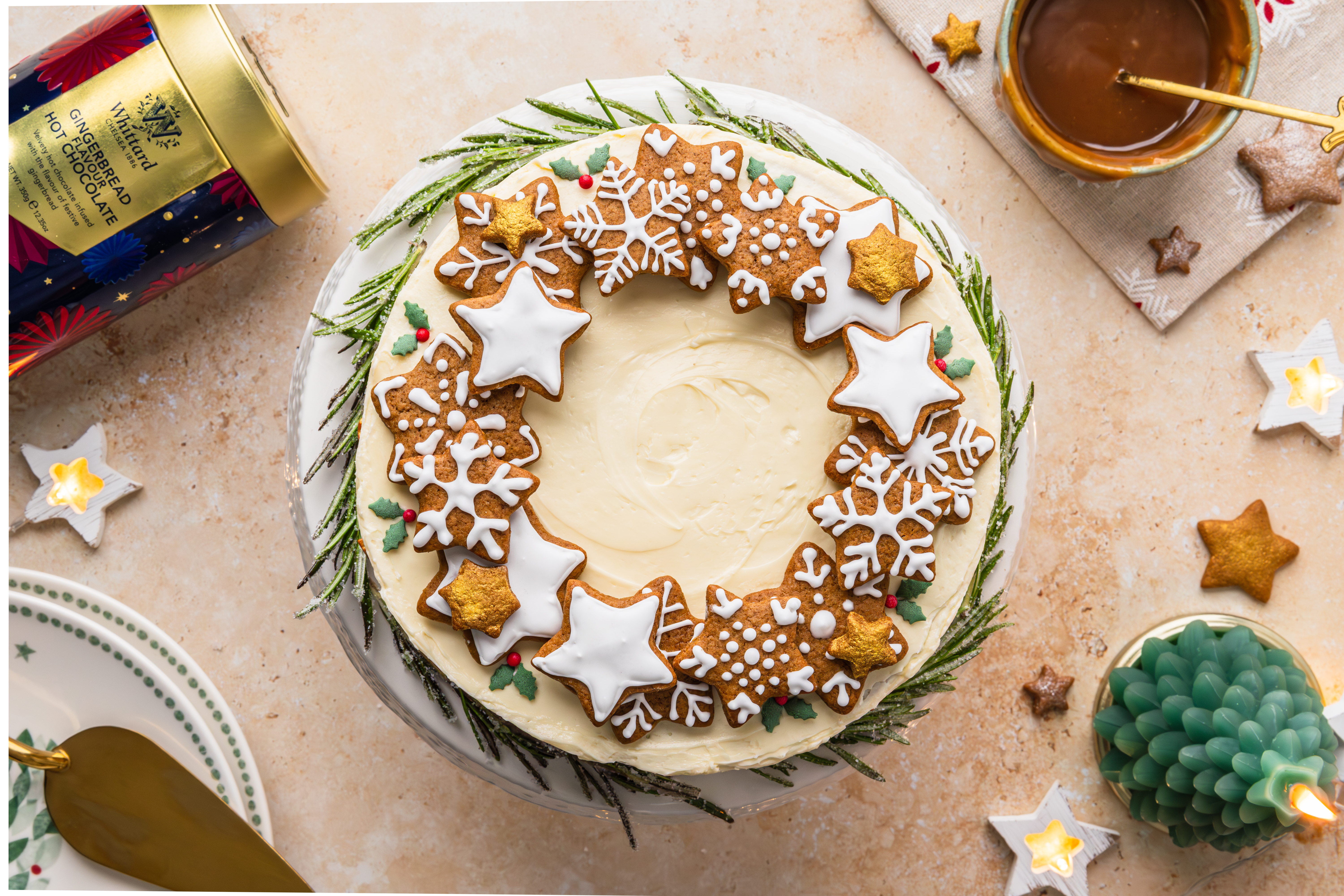 Chocolate Gingerbread Wreath Cake